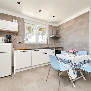 Mirna Apartman
