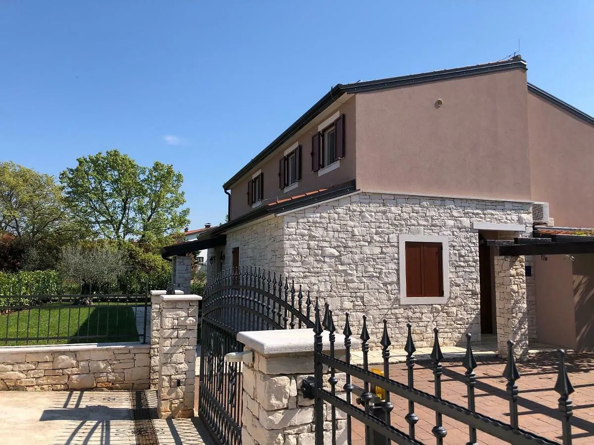 Apartments Villa Bacio Umag